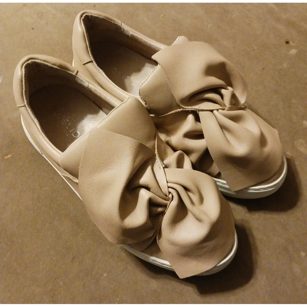 J Slides Women's Dusty Rose Triple Leather Astor Slip On Tennis Shoes, Size 7‎